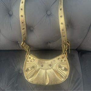 Gold purse